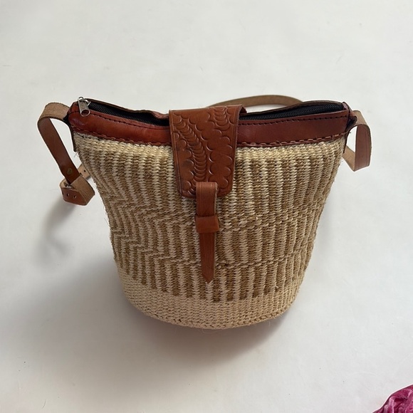 Authentic African Kinodo woven bag - Picture 1 of 10